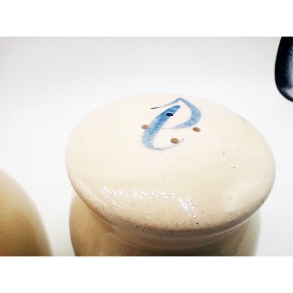 Salt & Pepper Shakers Pottery Stoneware Country Style Barn Scene Vintage 80s 3" - Picture 8 of 12